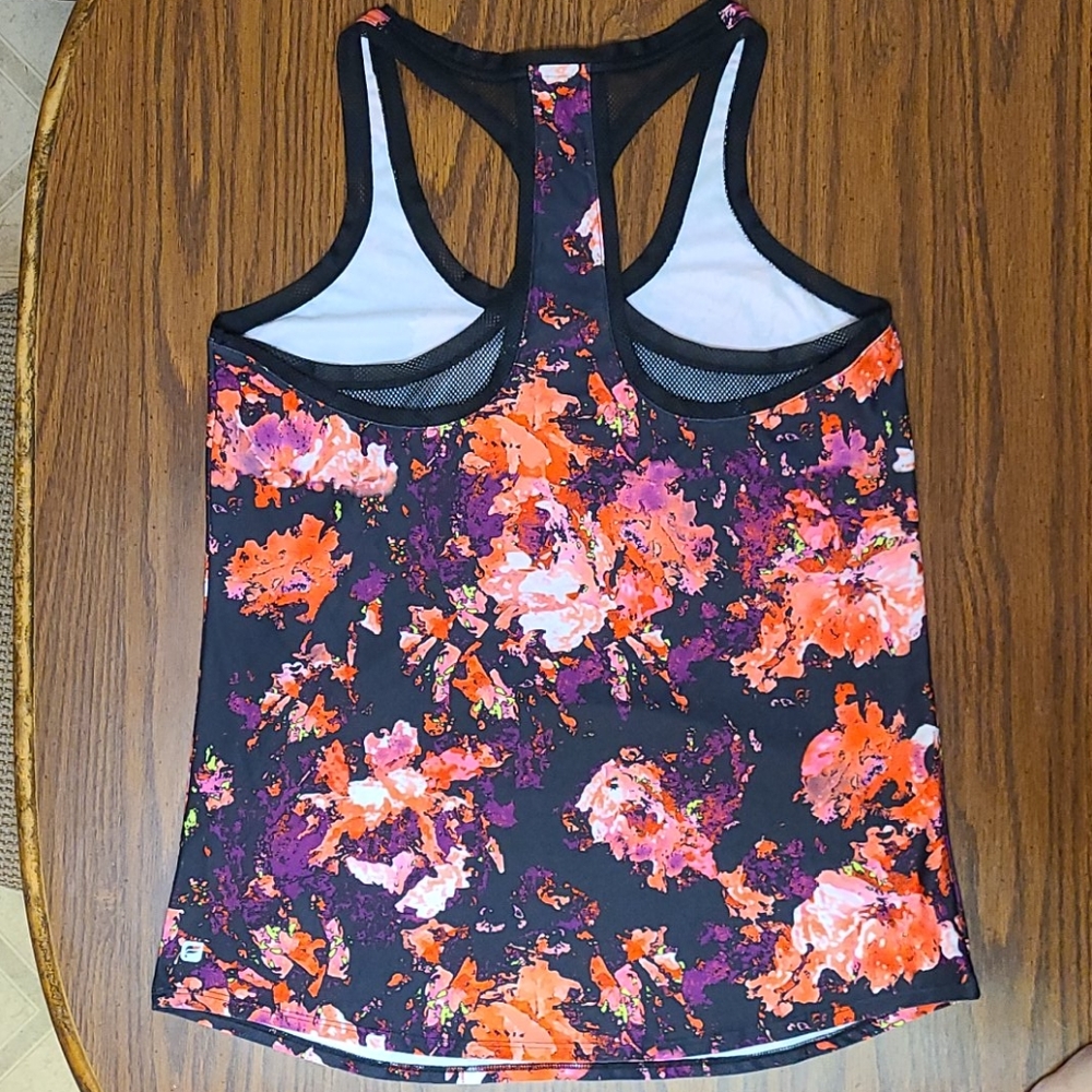 ❣️ 3/$25 Fabletics Tank Top - Picture 2 of 7